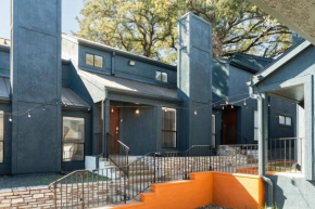 Pets OK 2BR Heart of Austin